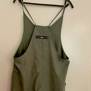 Womens 👸items. Jumpsuit and golf pullover.